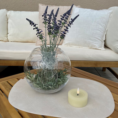 Kugelvase im mediterranen Stil