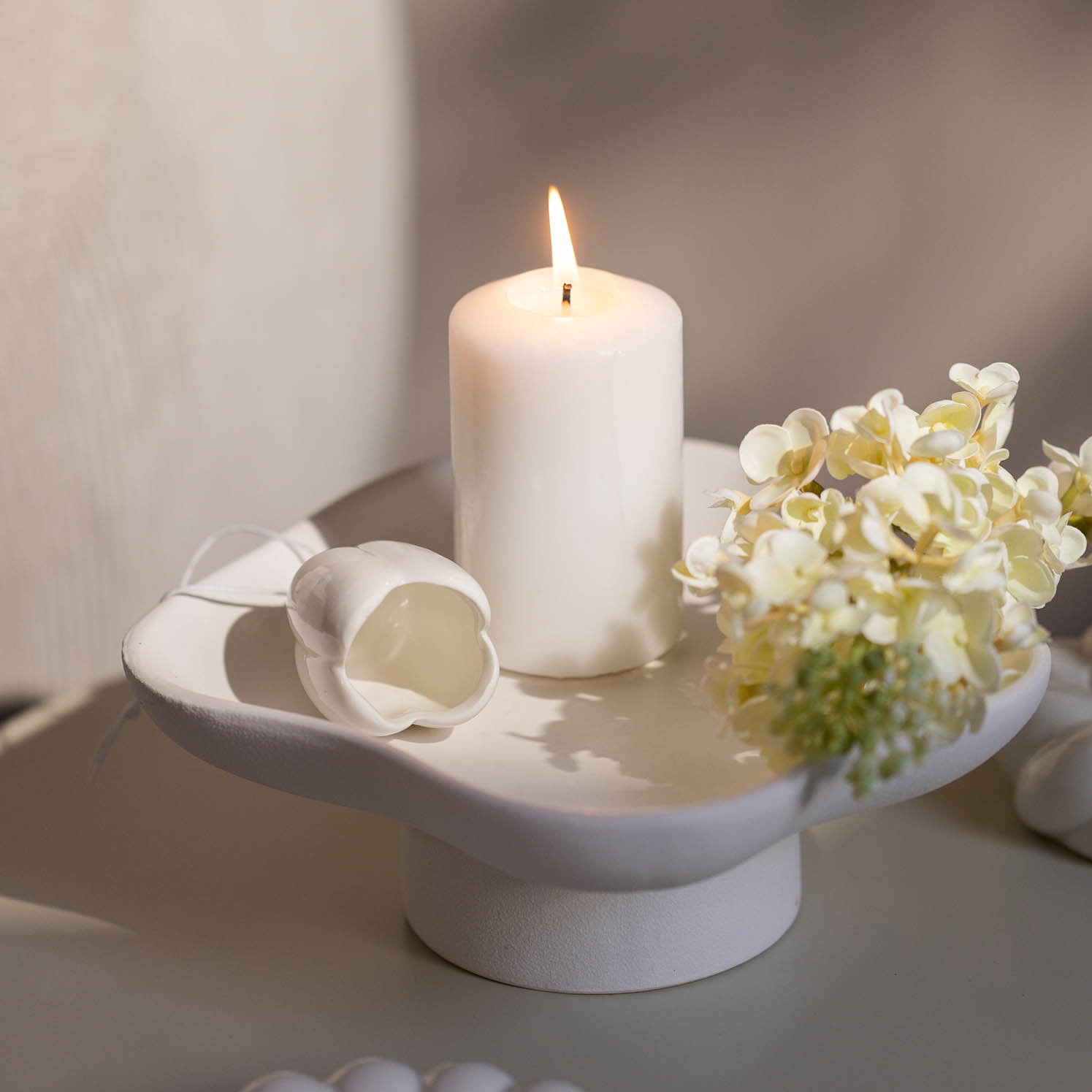 Zarte Lichter & florale Details