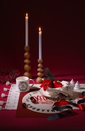 Gedeckter Weihnachtszauber