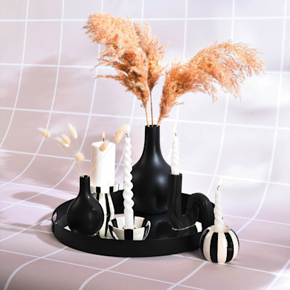 Zeitlose Eleganz in Schwarz & Weiß