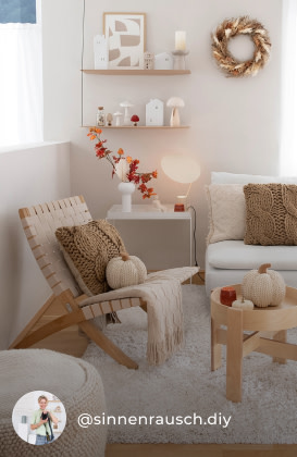 Wohnzimmer im Herbst-Look