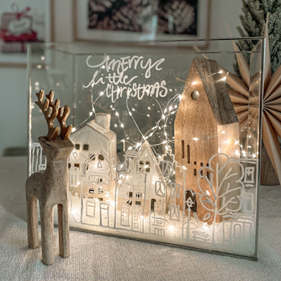 Leuchtendes Winterdorf