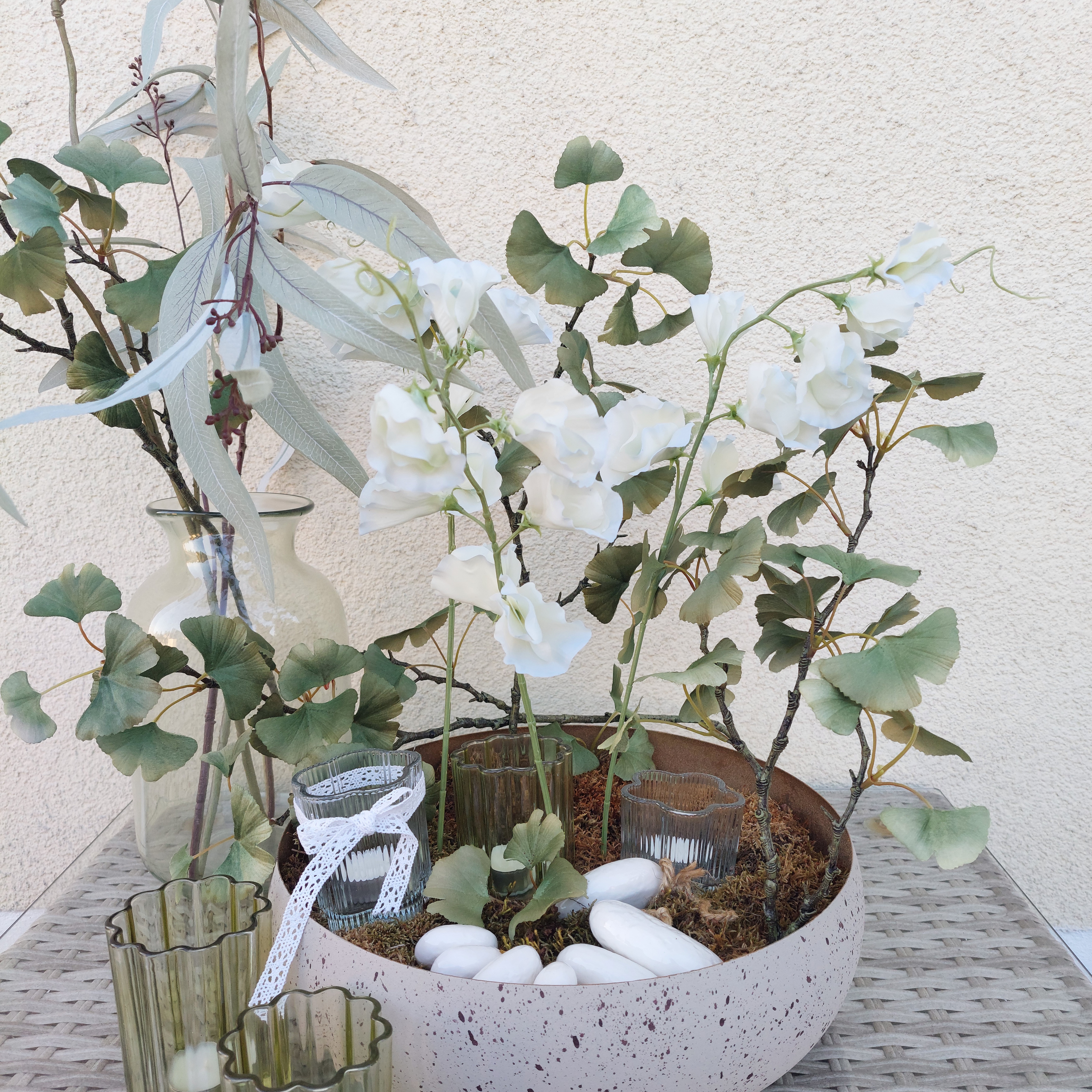 Blütenschale in Weiß & Grün