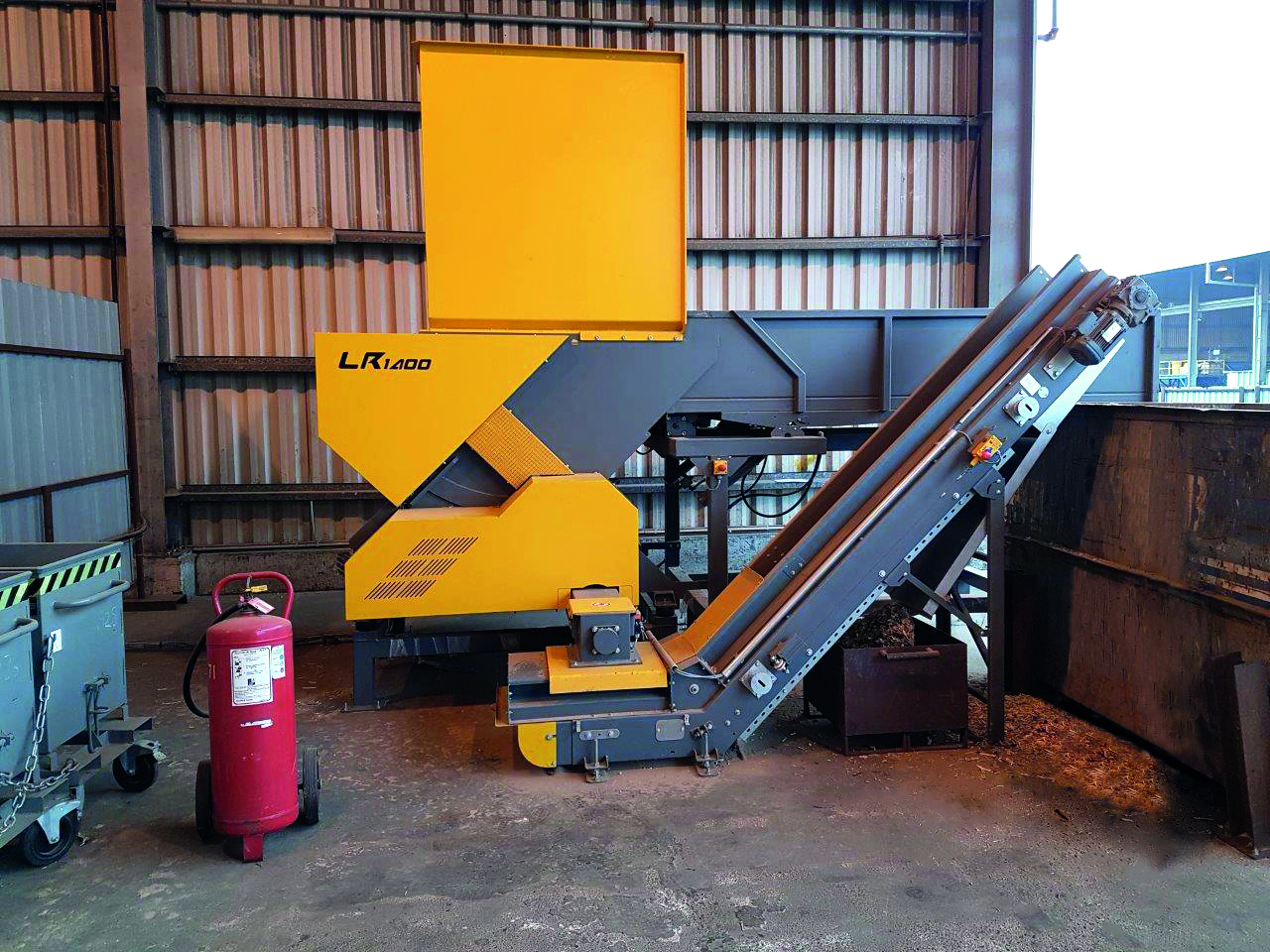 LR1400_Kipptisch_3