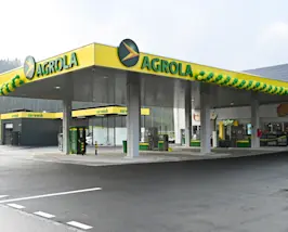 Hybridtankstelle in Wald