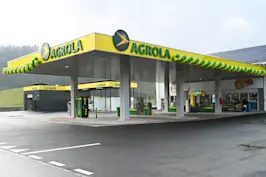 Hybridtankstelle in Wald