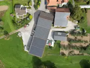 AGROLA Solaranlage auf Landwirtschaftsbetrieb der Familie Baur in Wettswil