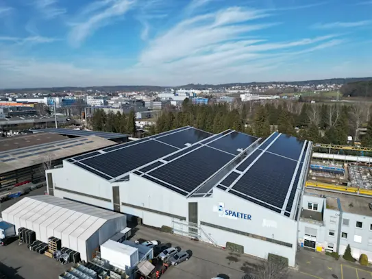 Solaranlage bei Spaeter AG in Nänikon