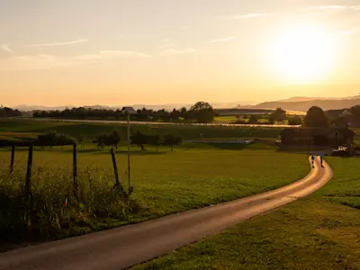 Landwirtschaftliche Aufnahme mit Sonnenaufgangsstimmung © Daniel Ammann, all rights reserved