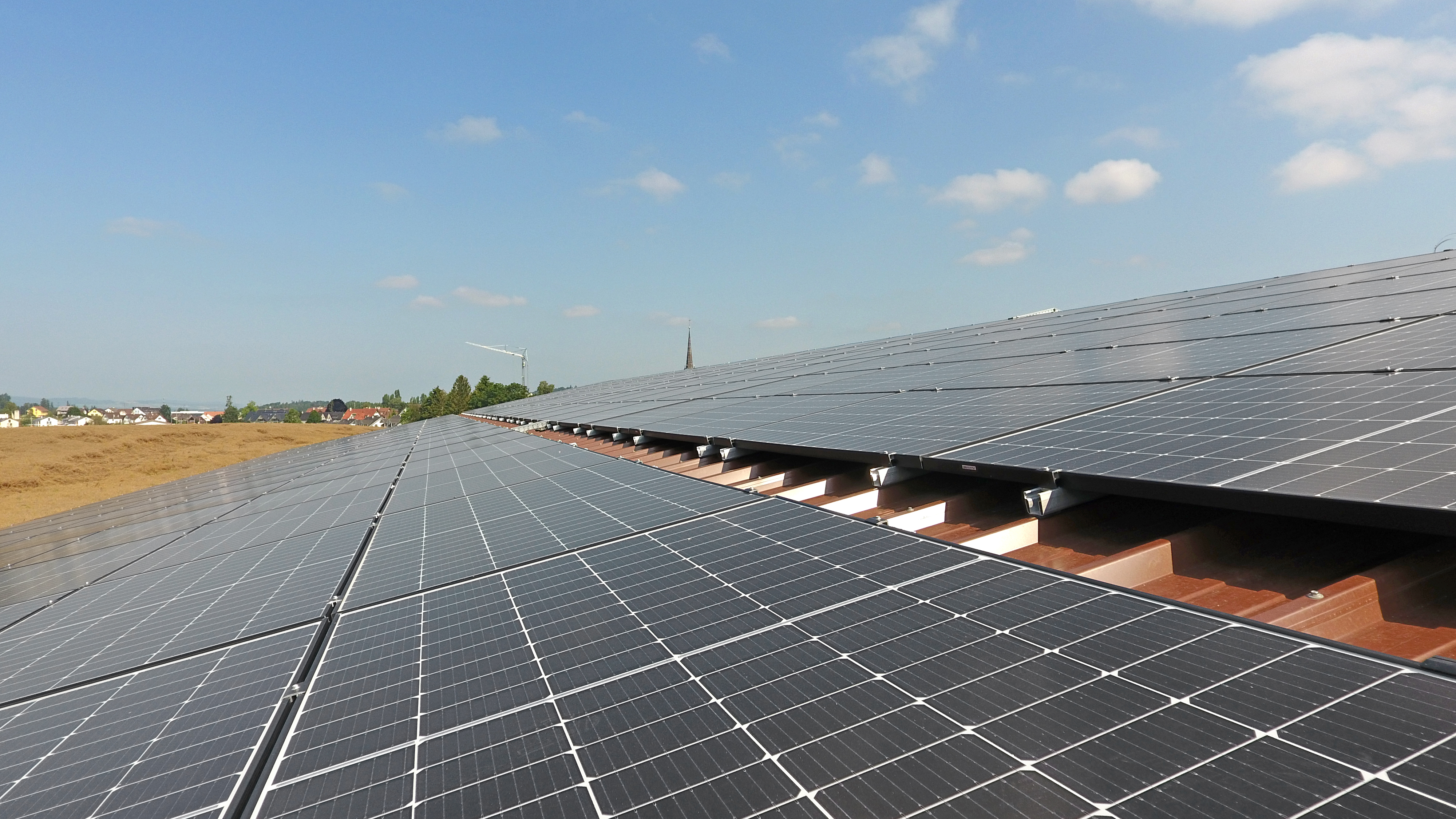 Detailaufnahmen Solarpanels von AGROLA Solaranlage