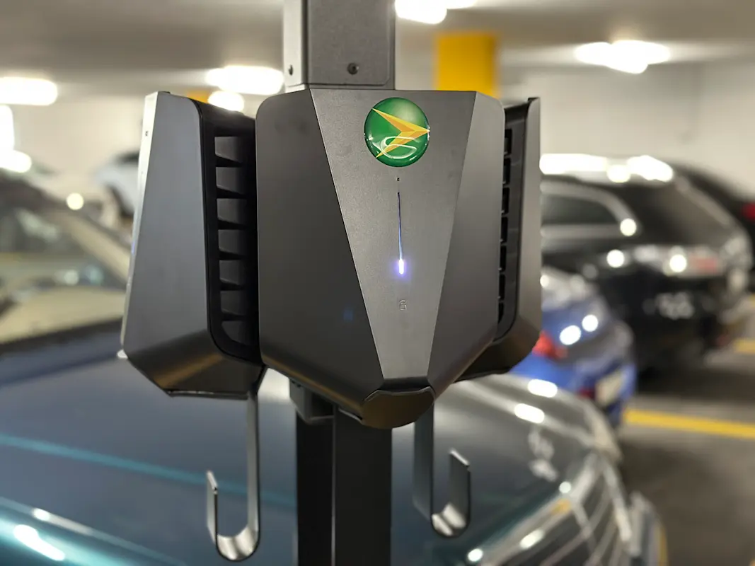 Parking souterrain Zurich Affoltern Stations de recharge rapide Gros plan
