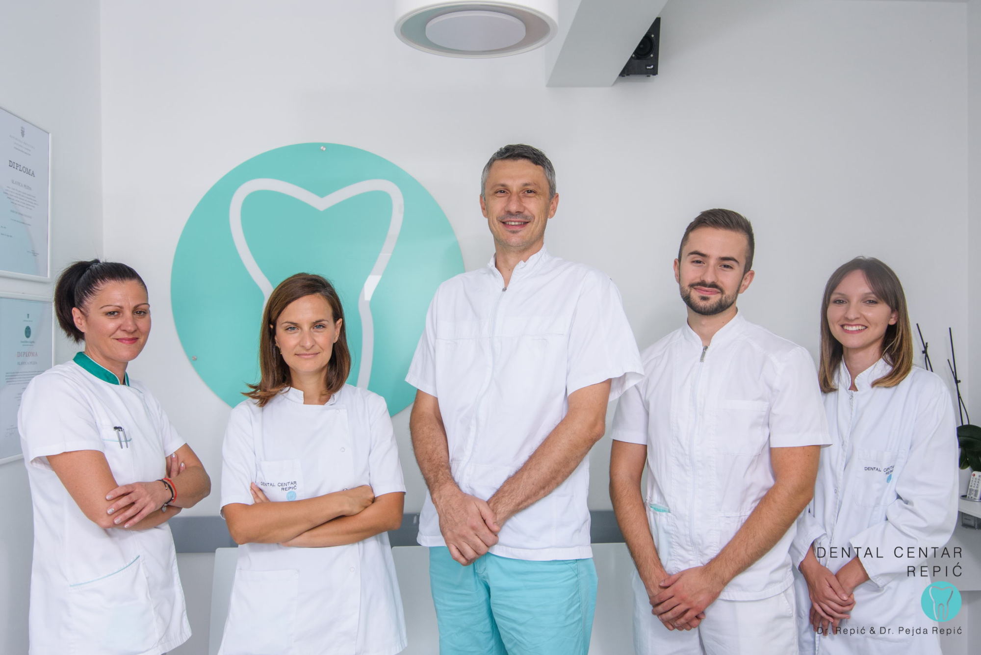 Dental Center Repic Team Picture