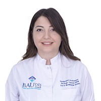 Dr Ezgi Yuceer, DDS