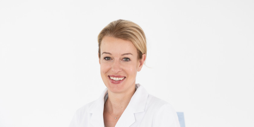Dr. Lara Just | First Hair Clinic