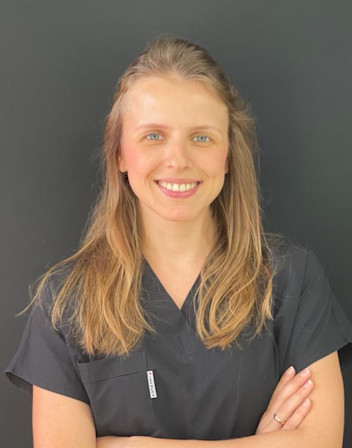 Dr. Narin Ozturk, DDS
