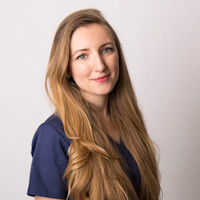 Dr. Erika Gucsi , MD
