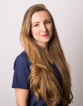 Dr. Erika Gucsi , MD