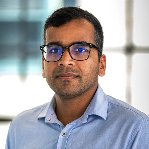 Headshot of Avinash (Avi) Collis.