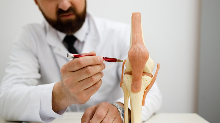 ¿Está pensando en una artroplastia de rodilla?