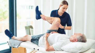 ¿Qué ocurre después de una artroplastia (sustitución) de cadera?