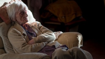 Социальная изоляция у пожилых людей