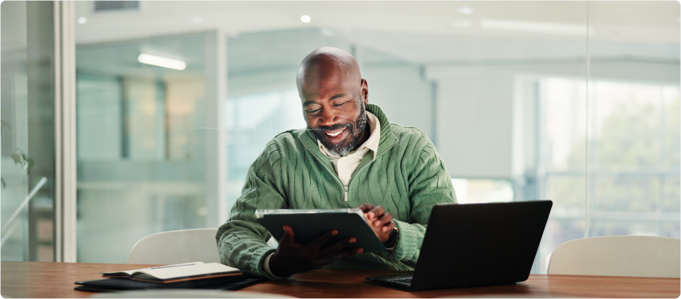 Xemplo eliminates data silos, delivering seamless worker lifecycle with Workato Embedded