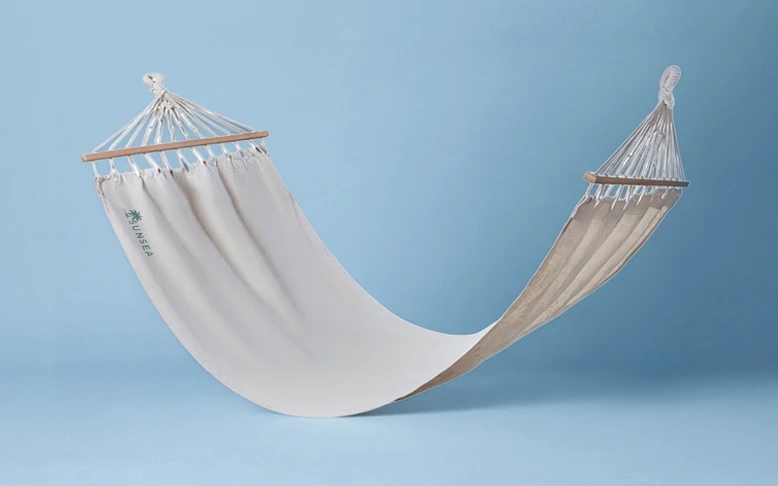 summer-essentials-hammock