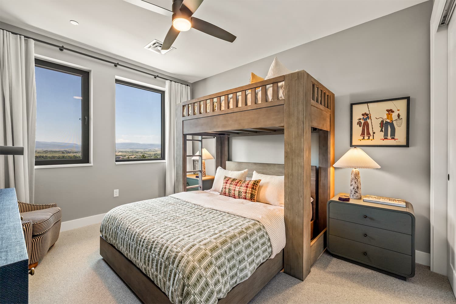gallery-411 0001 Amble 411 MLS-57