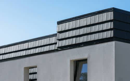 Sistema Tectum® Pro com Telha Lógica® Plana no telhado e fachada