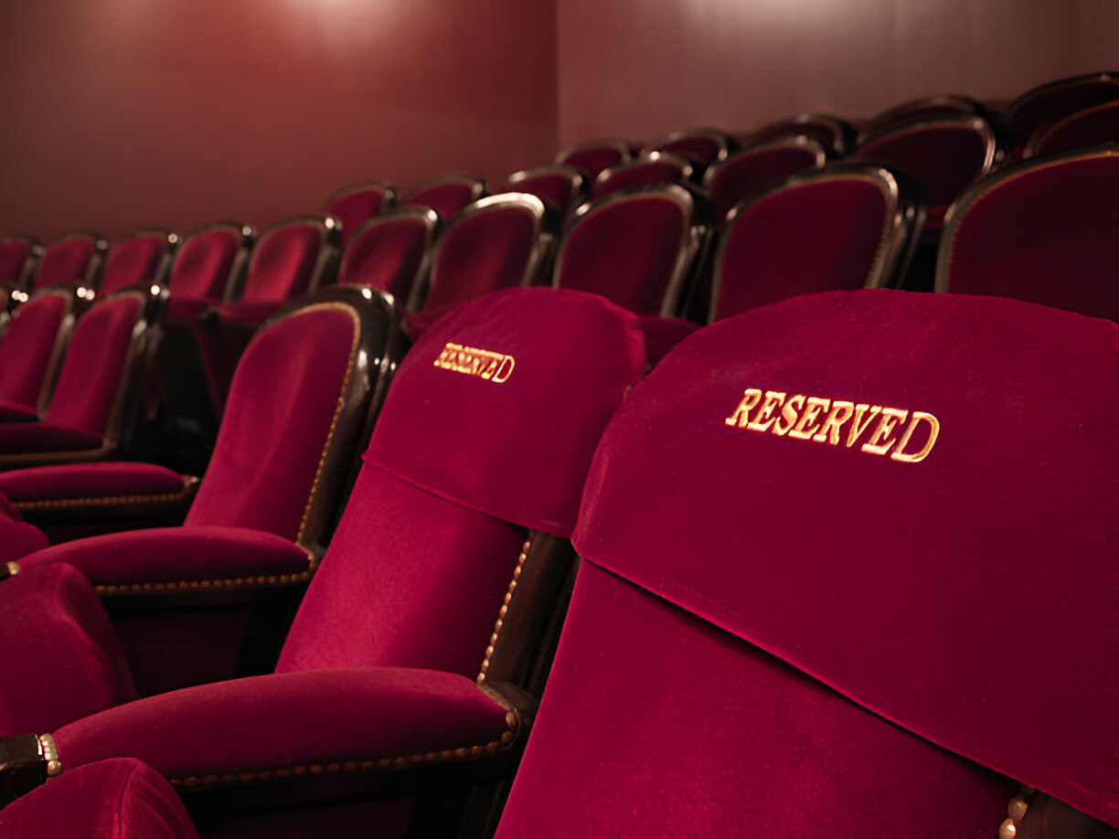 How to Score Premium Branson Show Seats Without the Premium Price