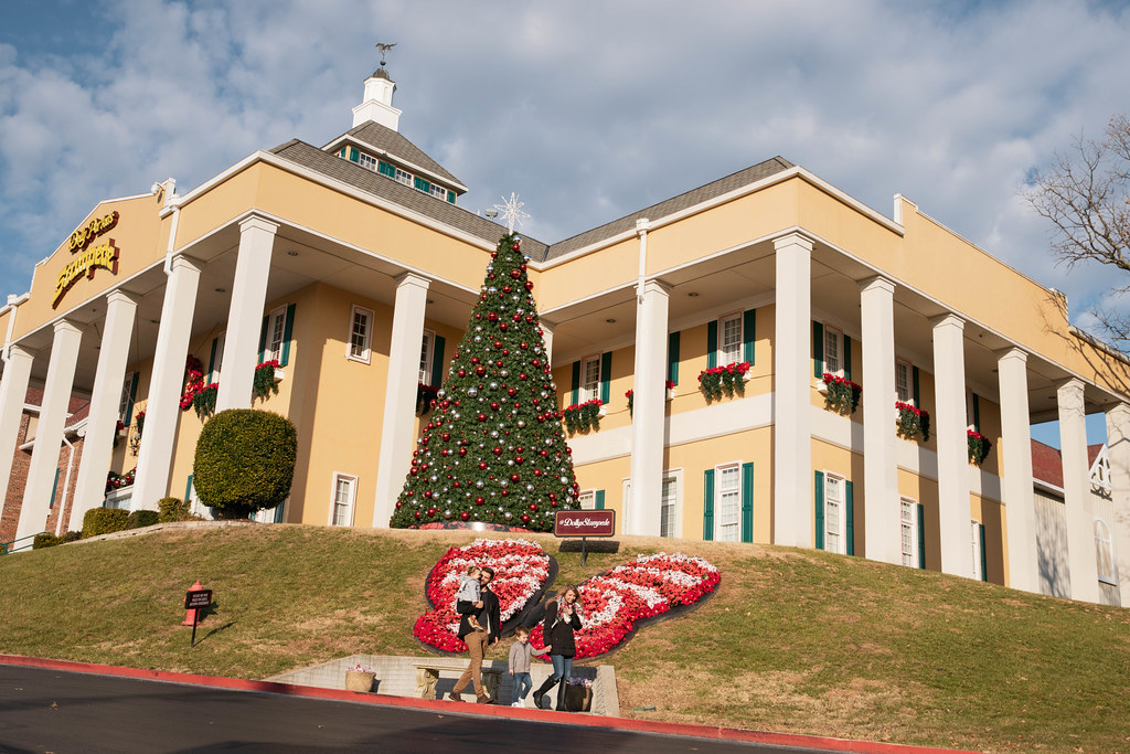 Is Dolly Parton's Stampede in Branson Worth It in 2026?