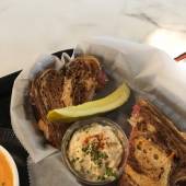 Vasken's Deli - Gallery