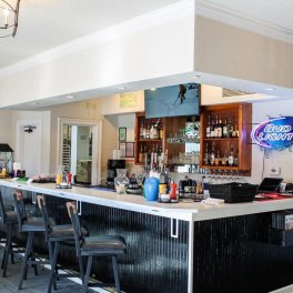 Pointe Royale Bar & Grill - Main