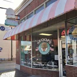 Scoops Ice Cream & Sandwiches - Main