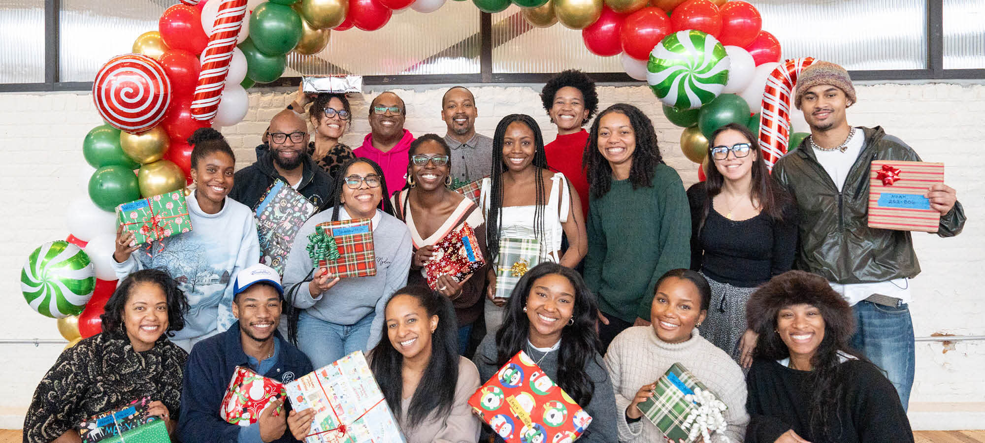 25_Wrapping_Party_10