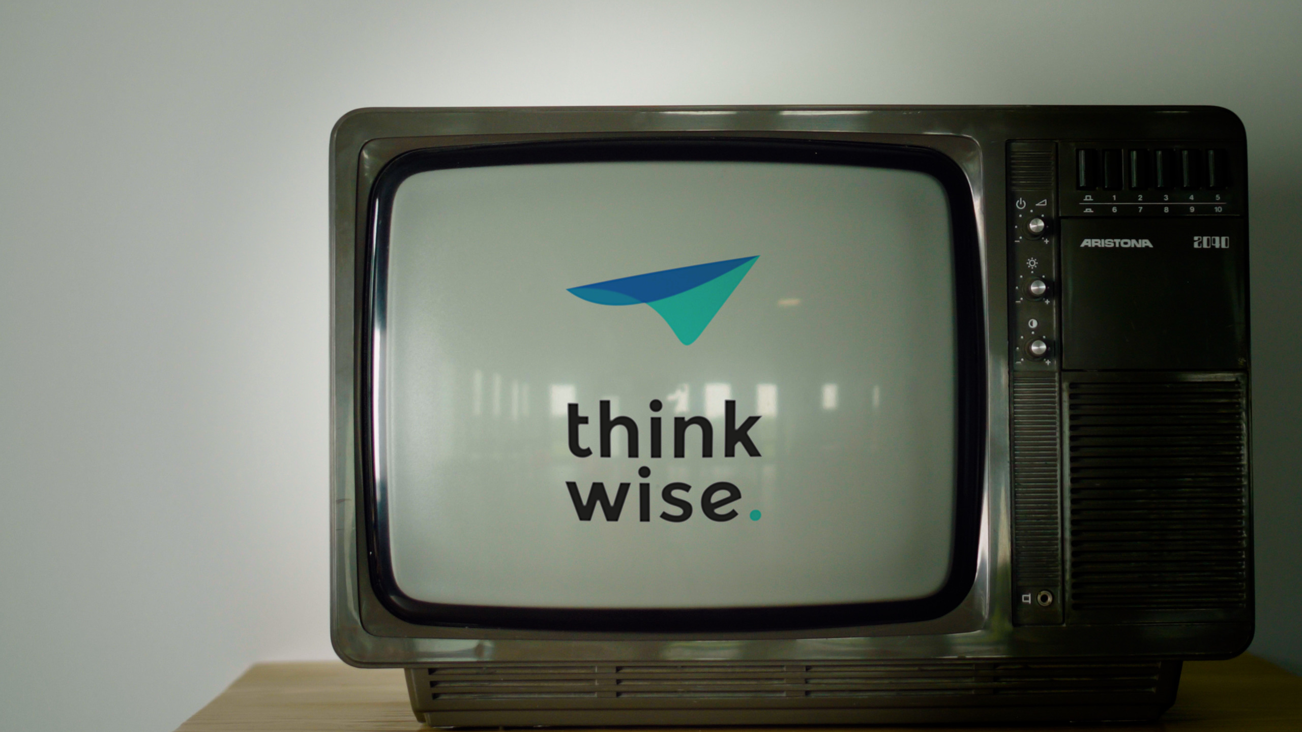 Old school tv Thinkwise