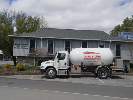 Blue ridge propane truck filling up the Newland Library 