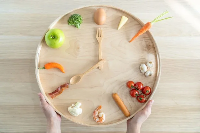 Low Carb + Intermittent Fasting = Weight Loss and a Healthy Gut
