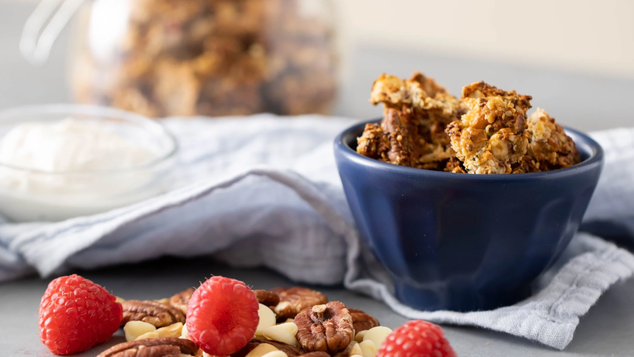 air-fryer-greek-yogurt-and-hazelnut-granola