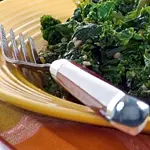 Kale with Pears and Onions 