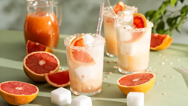 Low Carb Tropical Paloma