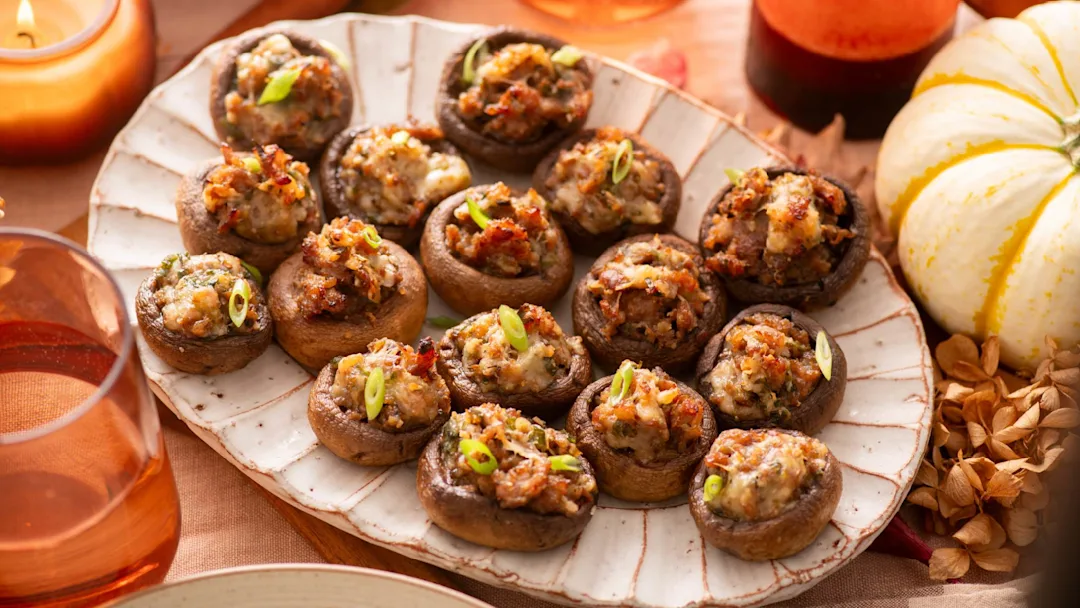 mushrooms-stuffed-with-sausage-and-mozzarella