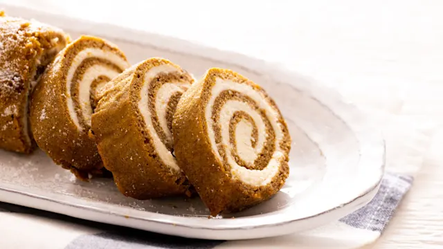 Keto Pumpkin Cake Roll