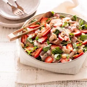 Summer Arugula and Strawberry Salad