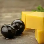 Black Olives with Cheddar