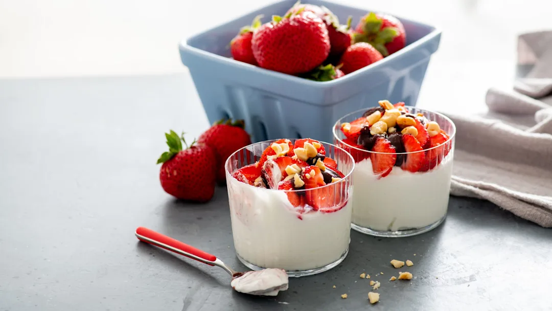 acai-yogurt-parfait
