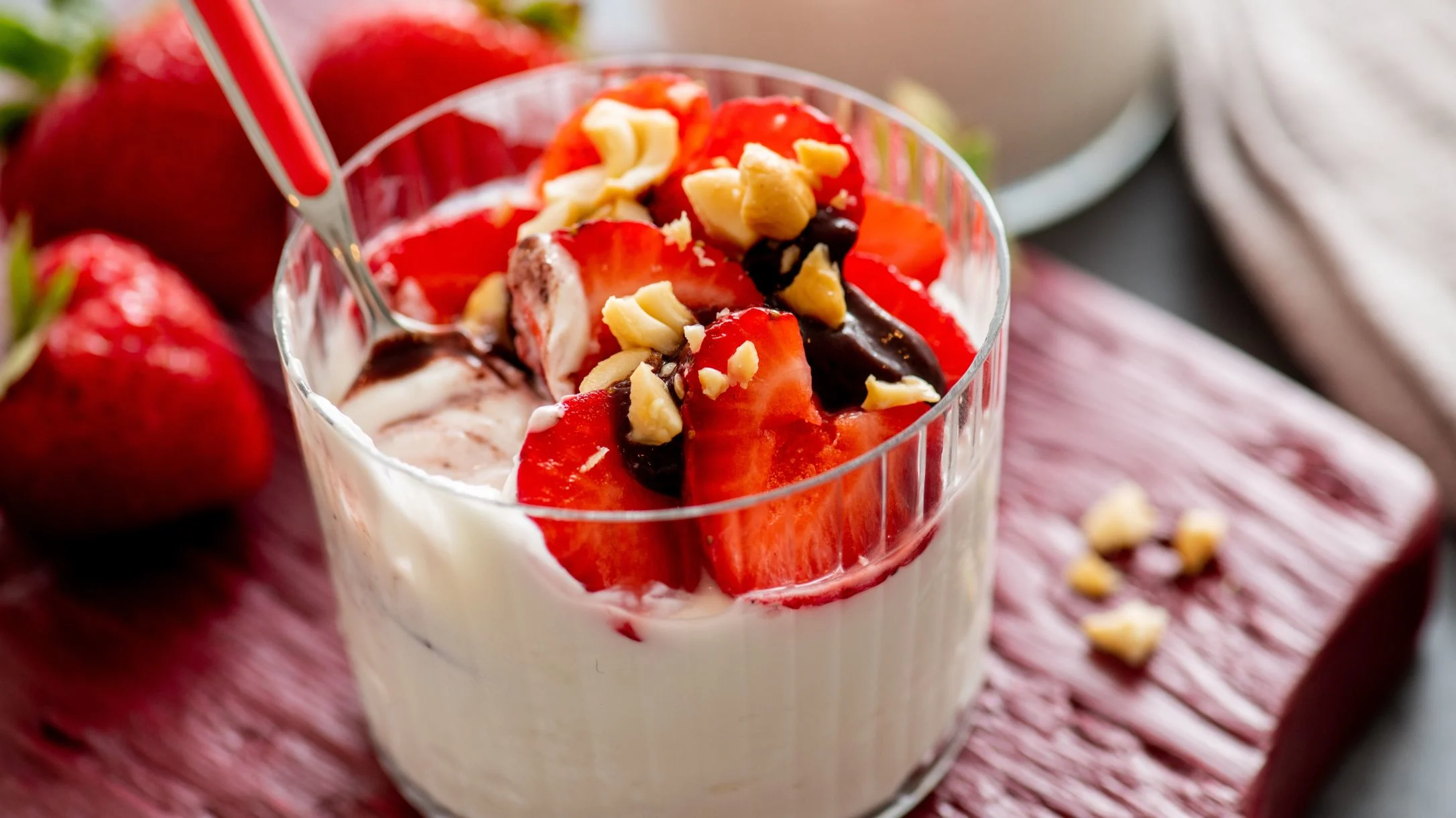 acai-yogurt-parfait 1
