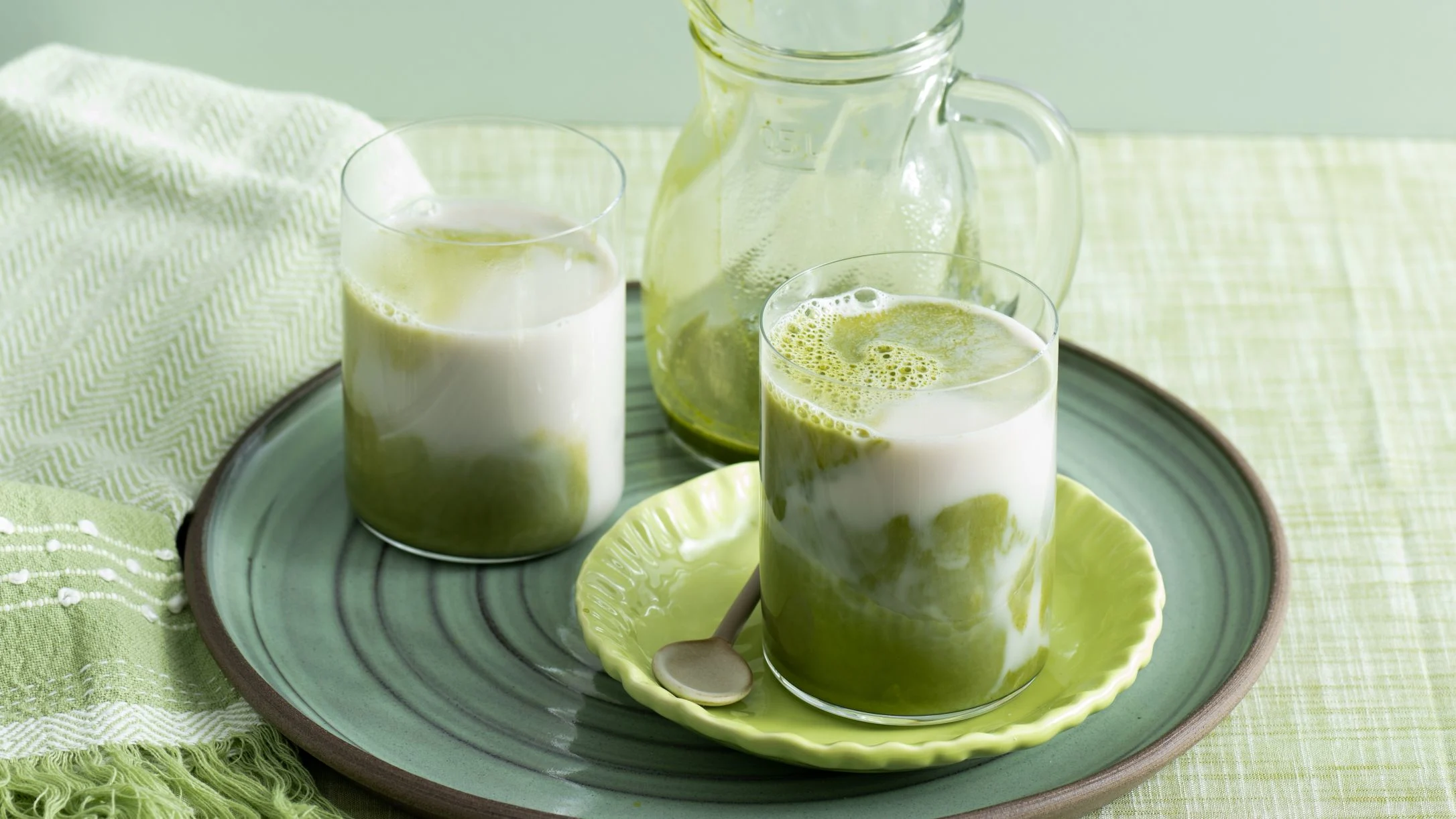 keto-matcha-latte