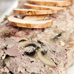 Mushroom-Flavored Meatloaf 