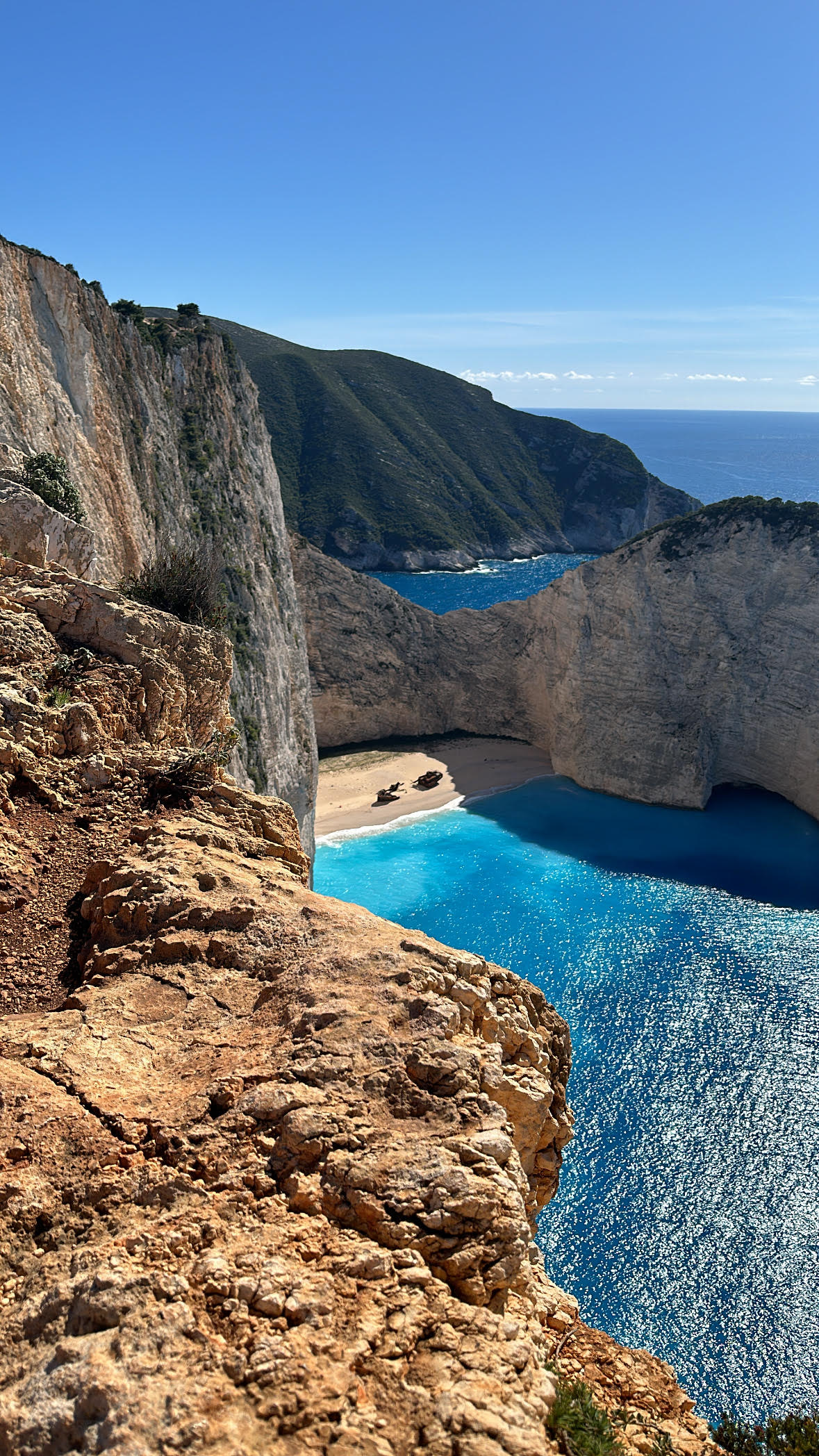 From lively San Marco Square to the breathtaking views from Bochali Hill, Zante Town is a coastal gem. Skip the uphill climb and the search for parking, and Hopp around at your own pace!